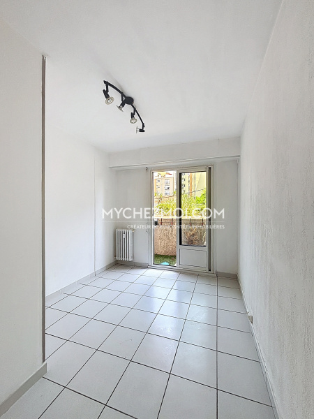 Chambre côté Ouest 2
