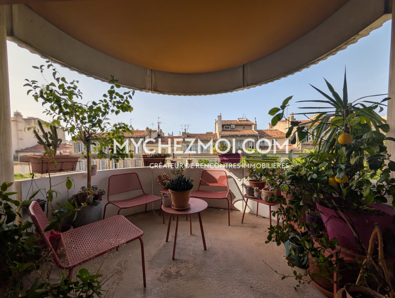 Terrasse côté salon